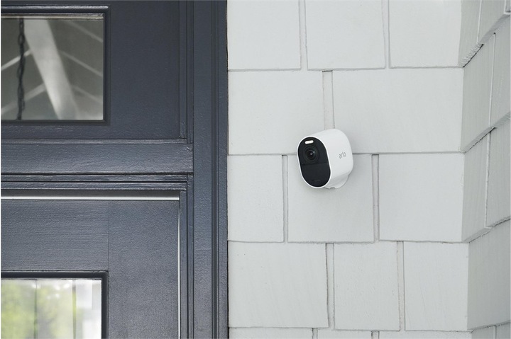 Actual product image Arlo Ultra 2 Spotlight camera, add on camera black (3840 x 2160 pixels)