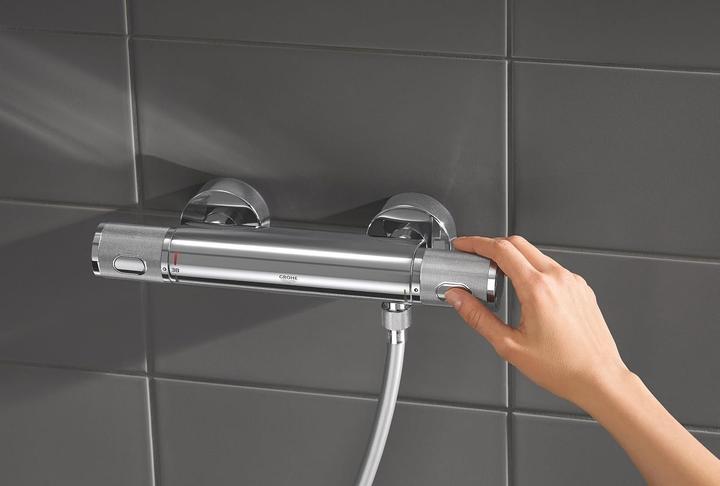 Produktbild Grohe Precision Feel Thermostat-Brausearmatur, mit ProGrip-Griff, wassersparend, chrom