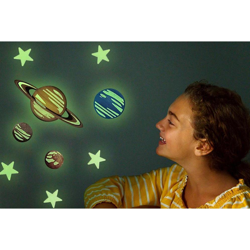Thumbnail - 4M, Wanddeko, 4 m Glow in The Dark Planeten und Nova Sterne 20 Stück (27 x 21 cm)