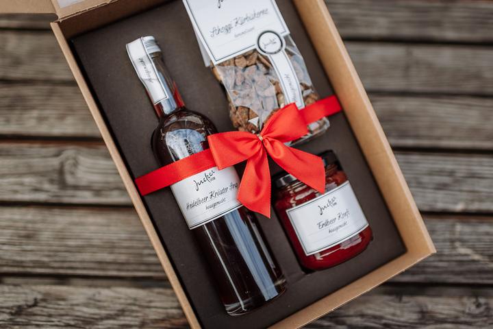 Actual product image Jucker Farm Gift box with window