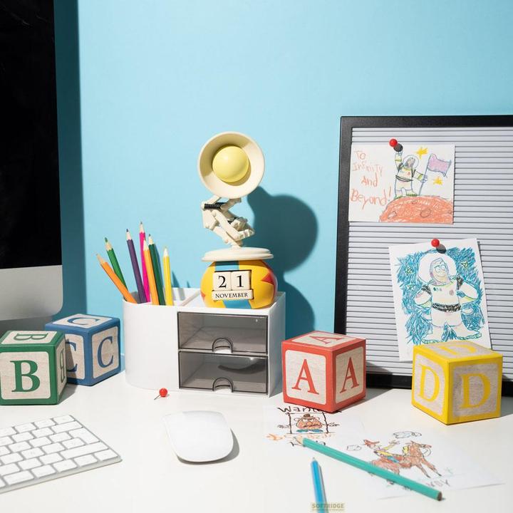 Produktbild Grupo Erik Pixar 3D Ewiger Kalender Die kleine Lampe