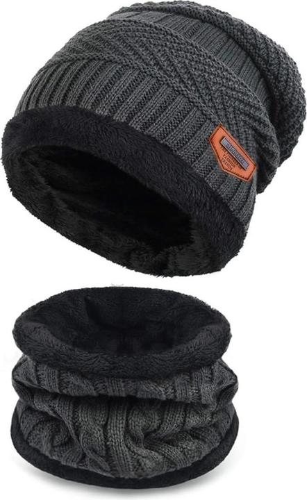 Actual product image Out of the blue Warm children's beanie hat with scarf
