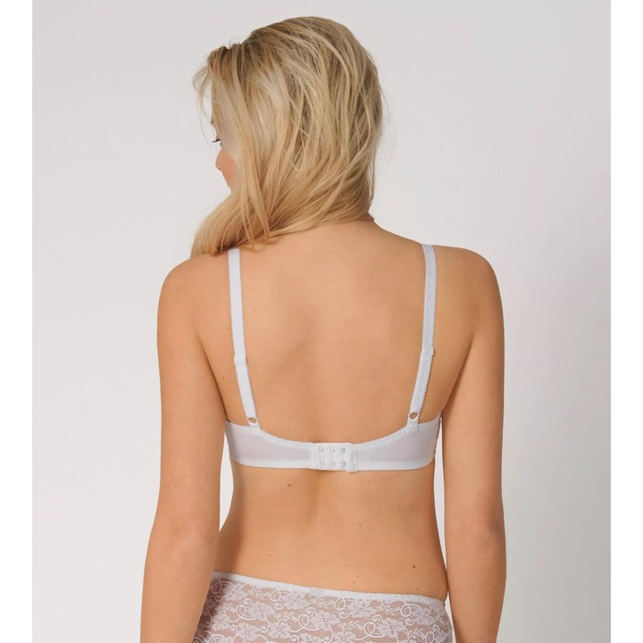 Actual product image Triumph Triangle bra "Amourette 300 W" (95 C, Single pack)