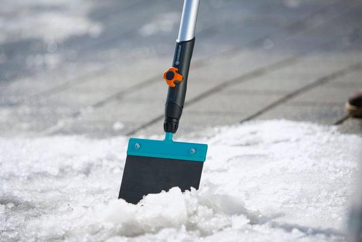 Actual product image Gardena Shock scraper 15