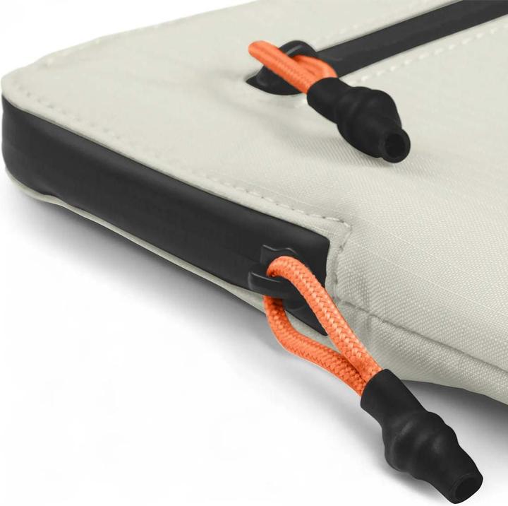 Actual product image Native Union Ultralight sleeve case (13")