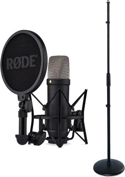 USB-C to USB-C cable 3m, SM6 spider with pop shield, XLR cable 6m, Dust bag, straight microphone stand