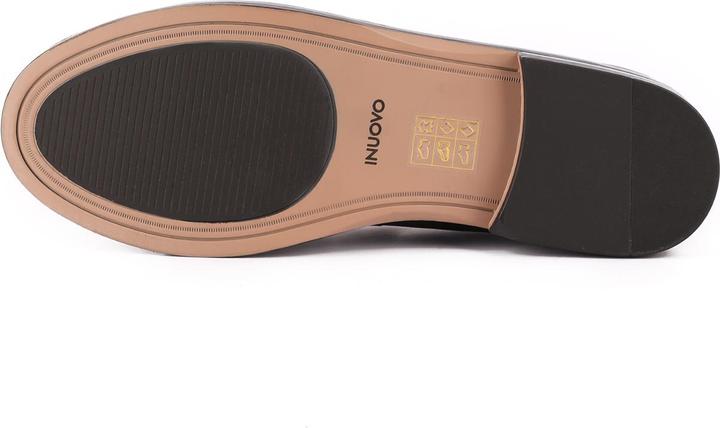 Immagine prodotto Inuovo Questa classica scarpa slip-on è un vero e proprio tuttofare. La scarpa è realizzata con materiali (41)