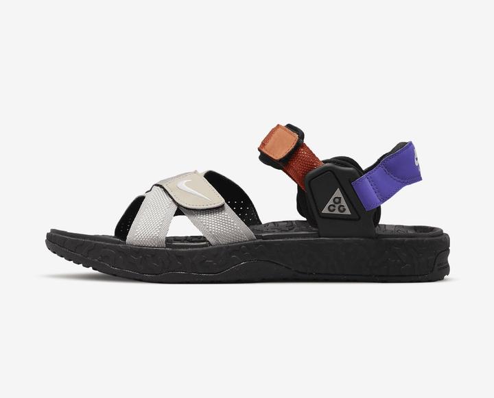 Produktbild Nike ACG Air Deschutz+ (45)