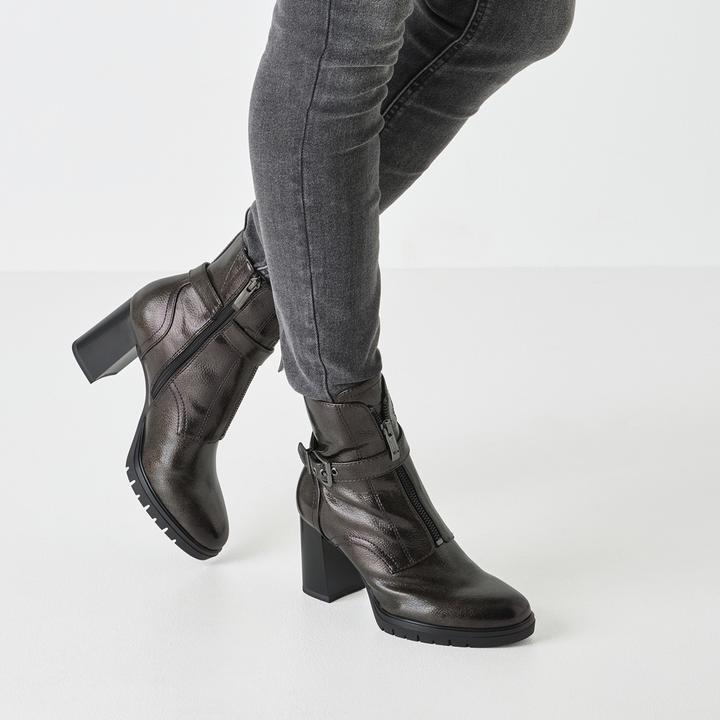 Actual product image Tamaris Stiefelette (40)