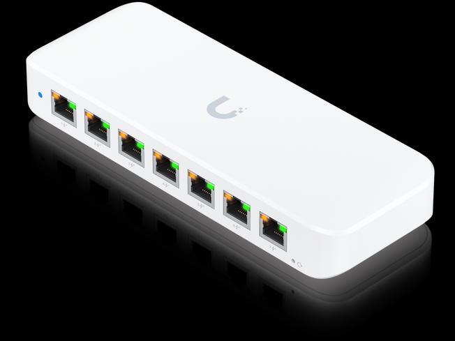Produktbild Ubiquiti Ultra 210W (8 Ports)