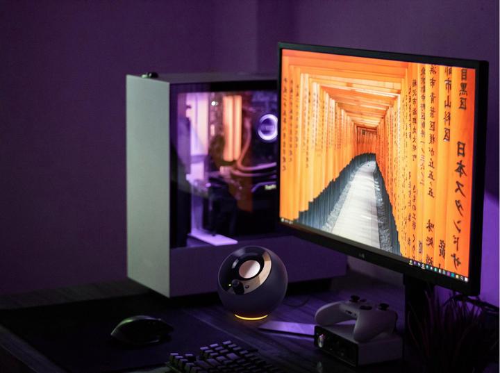 Actual product image Creative Pebble SE RGB Stereo speaker, black