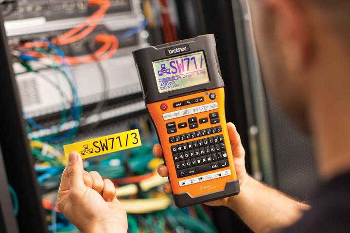 Produktbild Brother PT-E550WNIVP