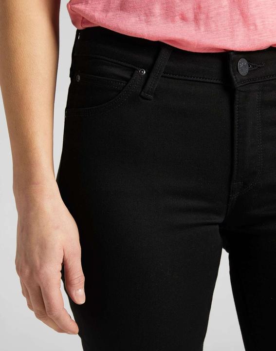 Actual product image Lee Scarlett (28)