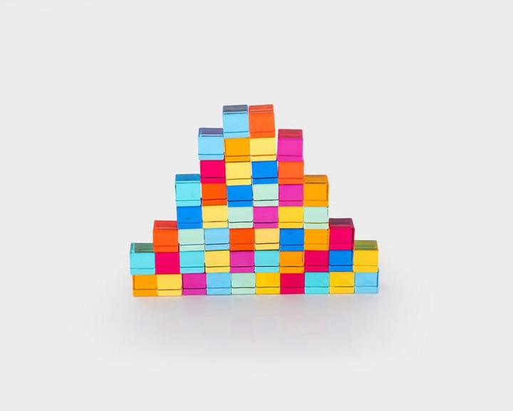 Actual product image TickiT 50 colored and transparent acrylic cubes