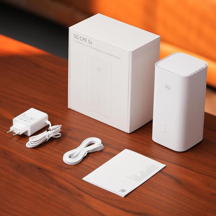 Actual product image Huawei 5G WiFi 6 Router with High-Gain Antenna, 3.6Gbps Download, 500Mbps Upload, 128-Device Support