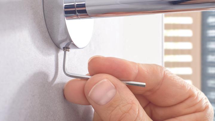 Image du produit tesa Support de rouleau de papier toilette EXXCELLENT avec solution adhésive sans perçage