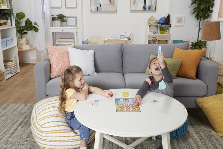 Actual product image Hasbro Gaming Doctor Bibber Junior (German, 2 - 4 Players)