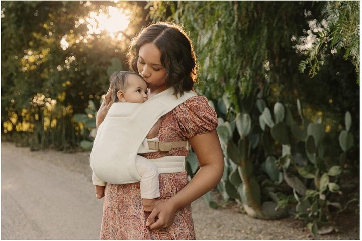 Immagine prodotto Ergobaby Embrace Newborn Carrier