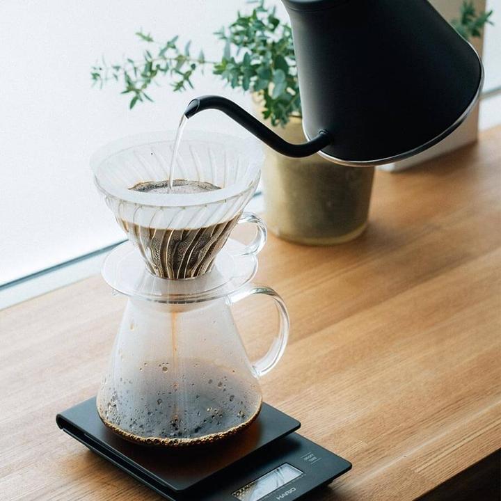 Actual product image Hario V60 Glass Brewing Kit - Set Glass Brewer + Server + Filter (0.60 l)
