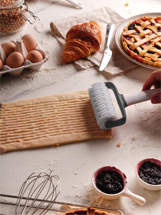 Actual product image Lacor Dough cutter roller