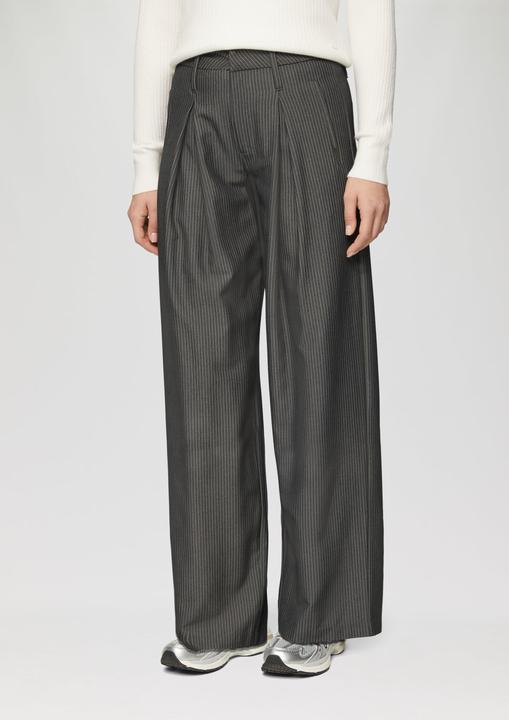 Image du produit S.Oliver Hose Nadelstreifenhose mit Kontrastdetail am Bund (34)