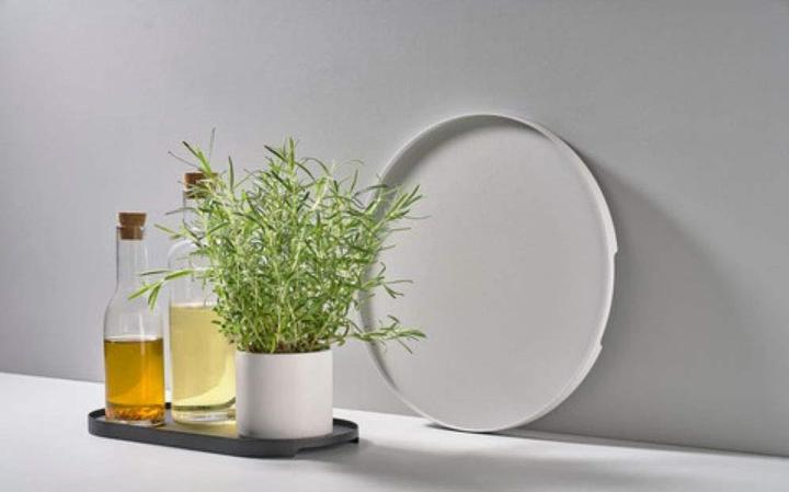 Actual product image Zone Denmark Zone Serving Platter Singles Round Black