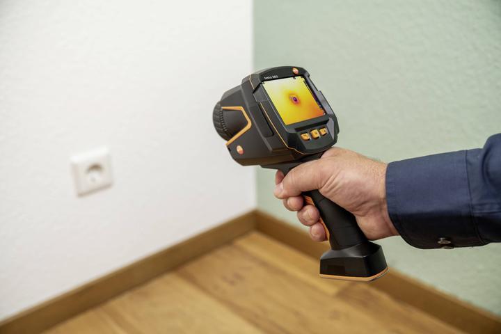 Actual product image Testo 883-2 Thermal imaging camera -30 to 650°C 27Hz WiFi, touchscreen