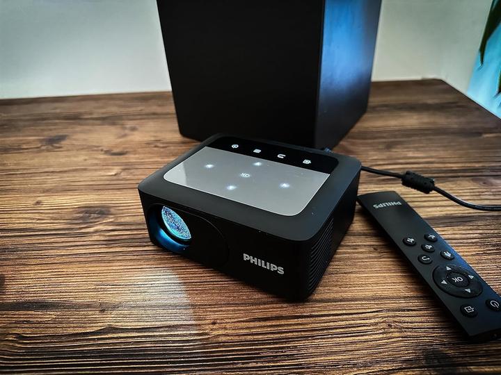 Actual product image Philips NEOPIX 110 video projector (HD, 100 lm, 1.47:1)