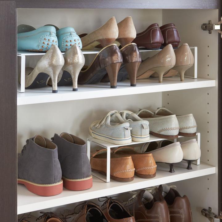 Productafbeelding Yamazaki FRAME uittrekbaar schoenenrek (60 x 12 x 10 cm)