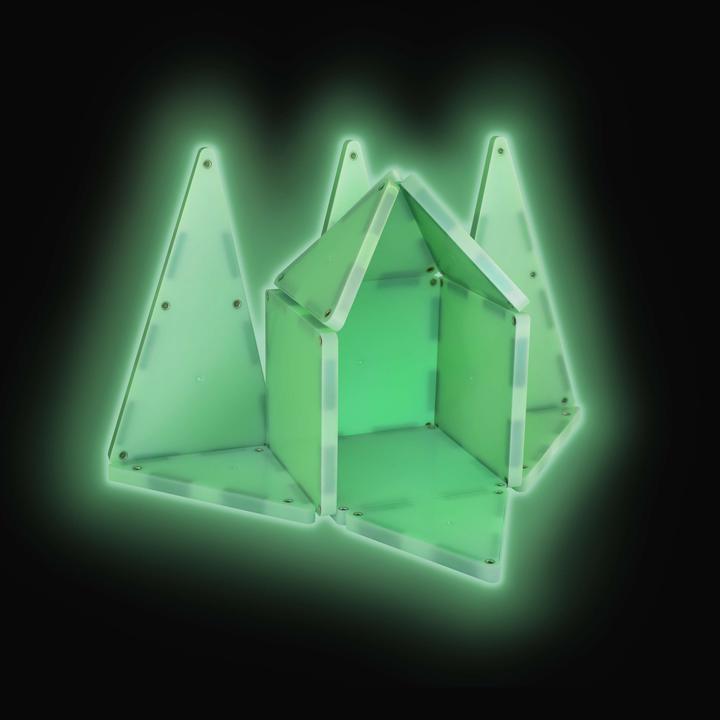 Actual product image Magna-Tiles Glow in the Dark Set (16 pieces)