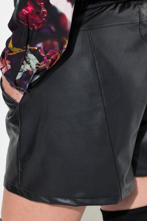 Actual product image Miamoda Shorts with wide legs in leather look (52)