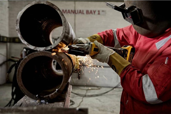 Actual product image DeWalt Cordless flathead angle grinder 18V XR DCG405FNTXJ (125 mm)