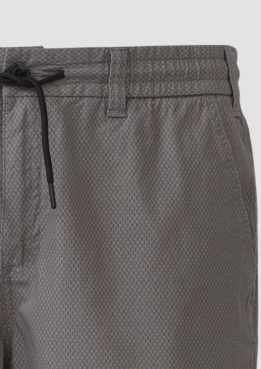 Actual product image S.Oliver Bermuda Relaxed-Fit-Bermuda mit Minimalmuster und Elastikbund (46)