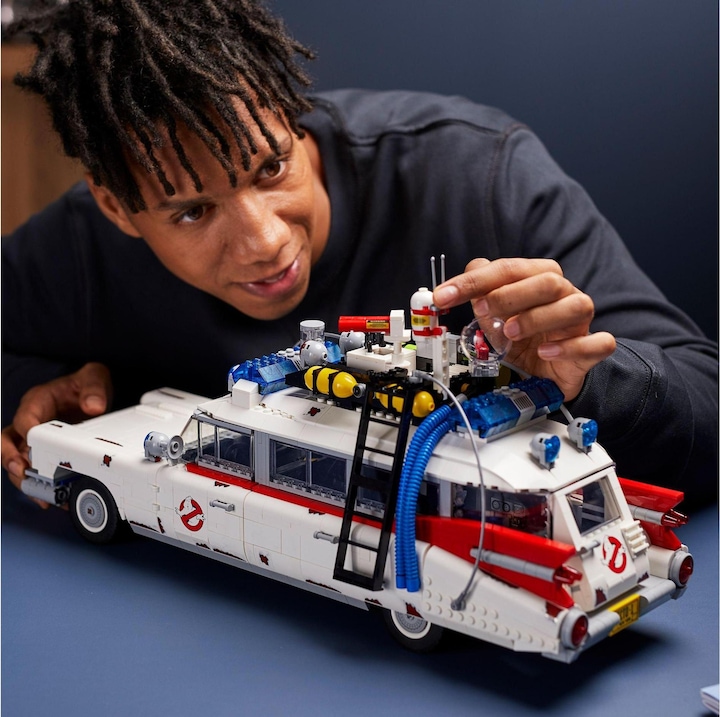 Produktbild LEGO Ghostbusters ECTO-1 (10274, LEGO Icons, LEGO Seltene Sets)