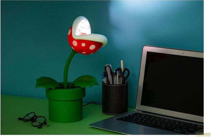 Productafbeelding Paladone Products Paladone Super Mario Piranha Plant Posable Lamp