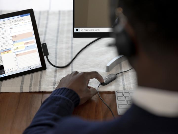 Actual product image Microsoft Modern USB Headset (Cable, USB-A, Microsoft teams)