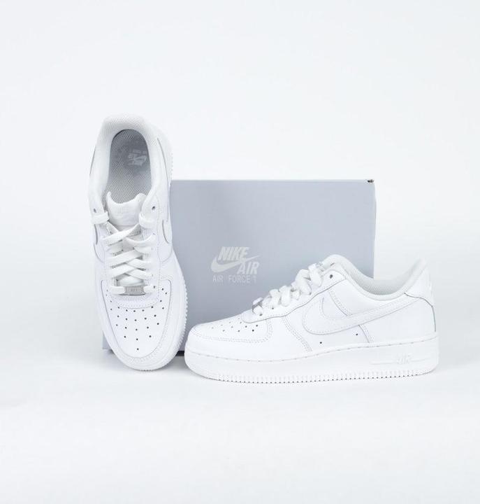 Produktbild Nike Air Force 1 (35.5)