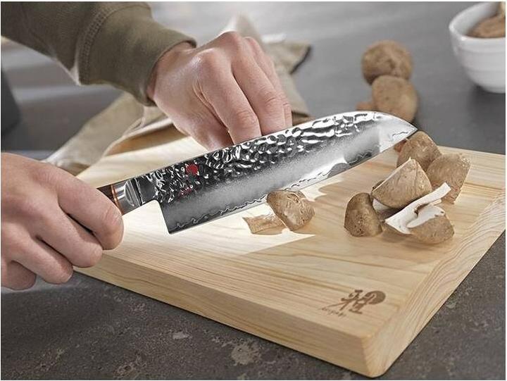 Produktbild Miyabi 6000MCT Santoku (18 cm)
