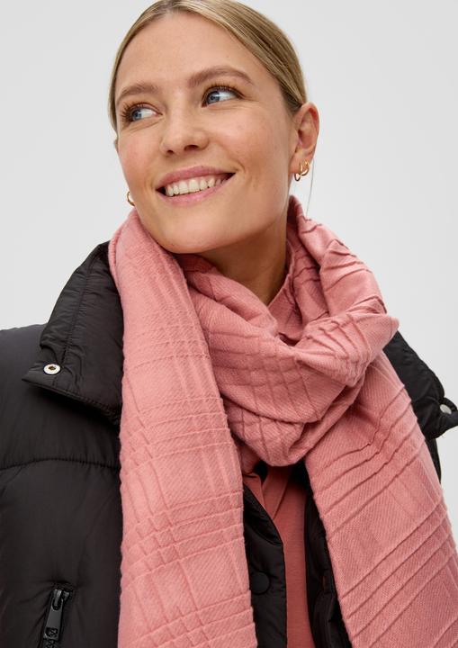 Actual product image S.Oliver Tuch Schal mit Plisseefalten