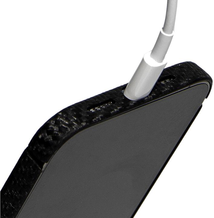 Actual product image Nevox Carbon Series (Apple iPhone 17)