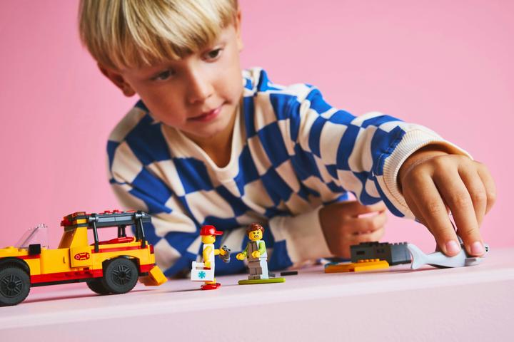 Produktbild LEGO Einsatzfahrzeug der Rettungsschwimmer (LEGO City)