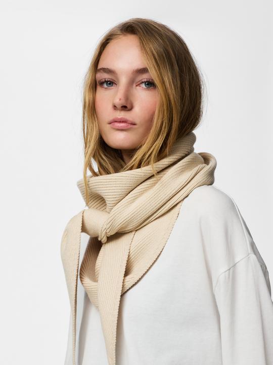 Image du produit Pieces Pckomma Grosser Gerippter Dreiecks Schal