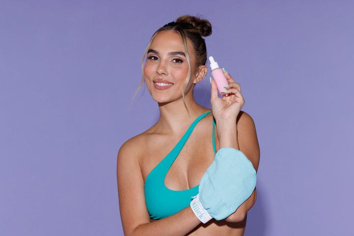 Actual product image Salon Perfect Sliick Set Buff + Brighten Ingrown Rescue Kit Exfoliating Body Mitt Body Scrub Glove + Pre Post Wax (Body care set)