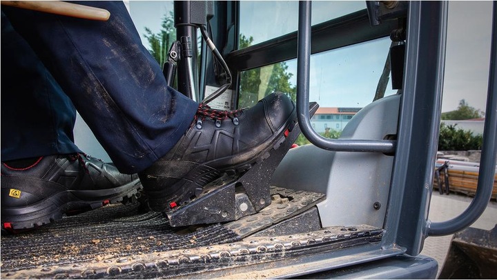 Produktbild Haix Black Eagle Safety 54 LOW (S3, 45)