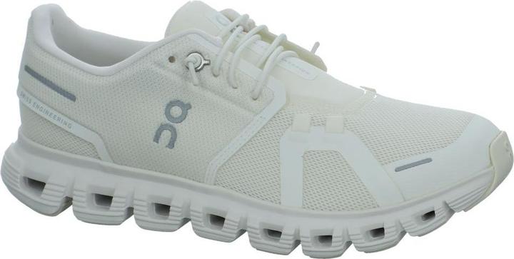 Actual product image On Running Cloud 6 (40)