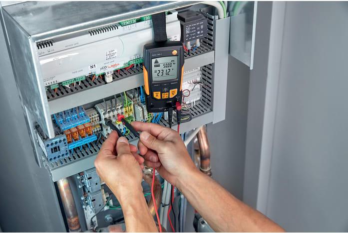 Produktbild Testo Hand-Multimeter digital 760-1 (CAT III 600V, CAT IV 300V)
