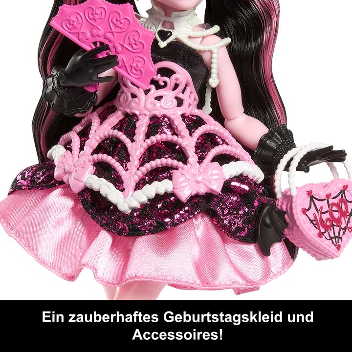Actual product image Monster High Birthday Draculaura