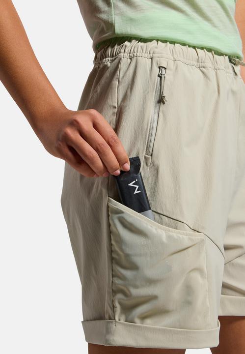Actual product image Odlo Women's Essential Cargo Baggies Short (S)