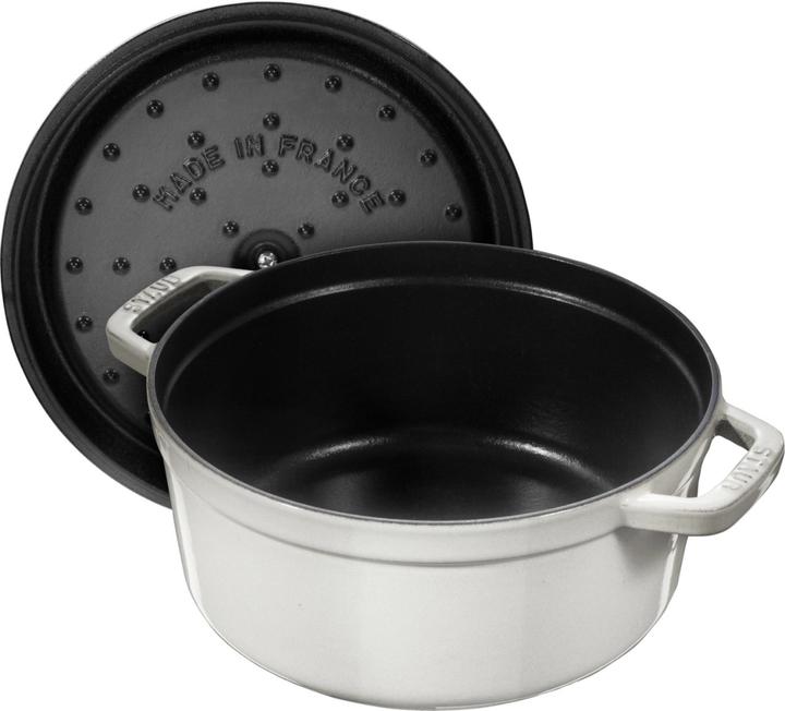 Actual product image Staub Cocotte (22 cm, Casserole + Stewpot, Cast iron)