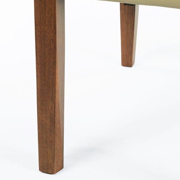 Thumbnail - SIX, Stühle, Ein Lederstuhl mit hoher Funktionalität